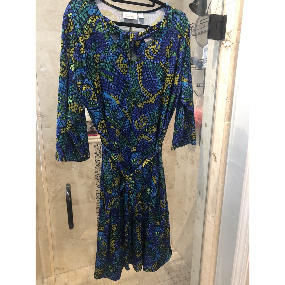 Avenue Plus Size 18/20 Dress 3/4 Sleeve Cutout Belted Navy Blue Mosaic Print